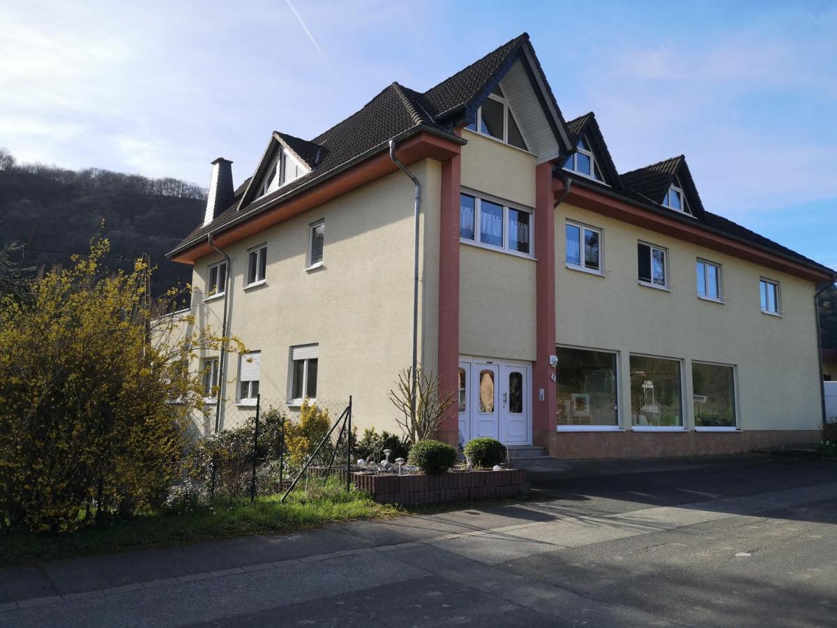 Casa Mosella Appartement Enkirch Buitenkant foto